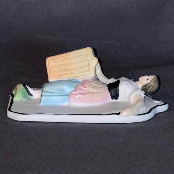 Old Fashioned Match Striker - Picture 5 of 5